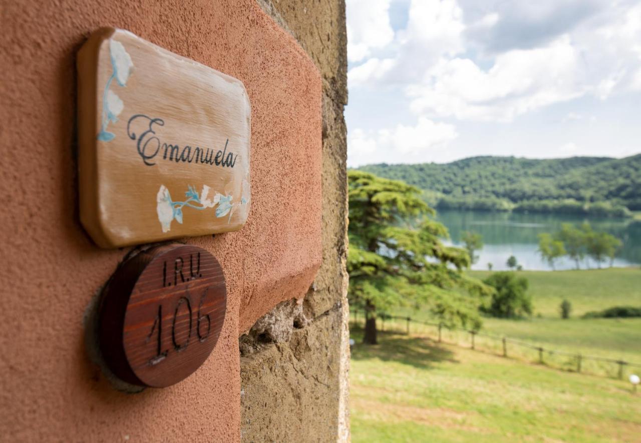 Agriturismo Lago Di Mezzano Valentano Bagian luar foto