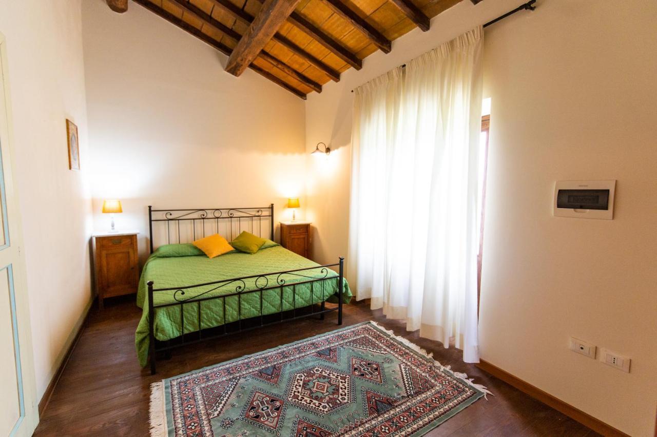 Agriturismo Lago Di Mezzano Valentano Bagian luar foto