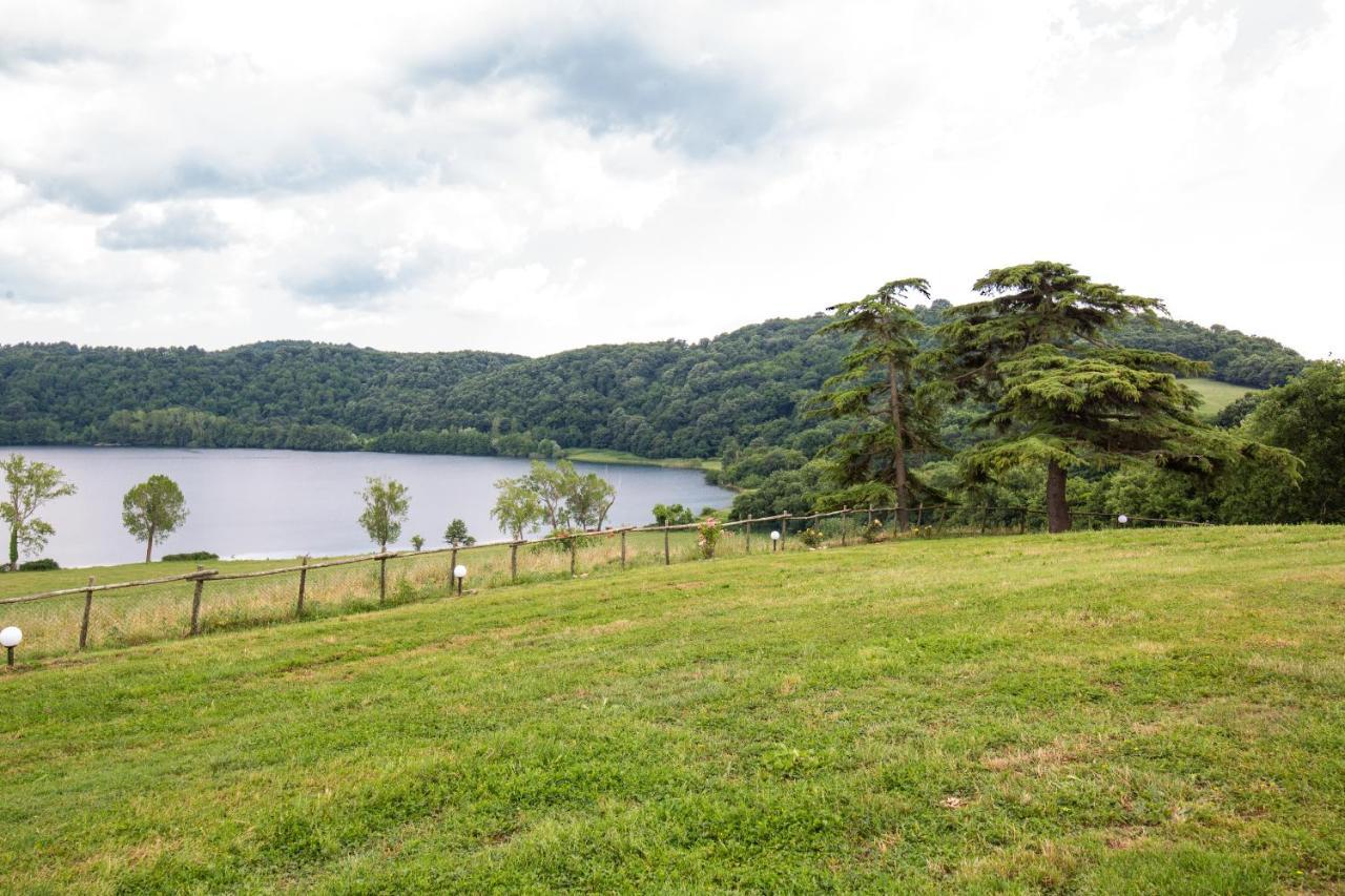 Agriturismo Lago Di Mezzano Valentano Bagian luar foto