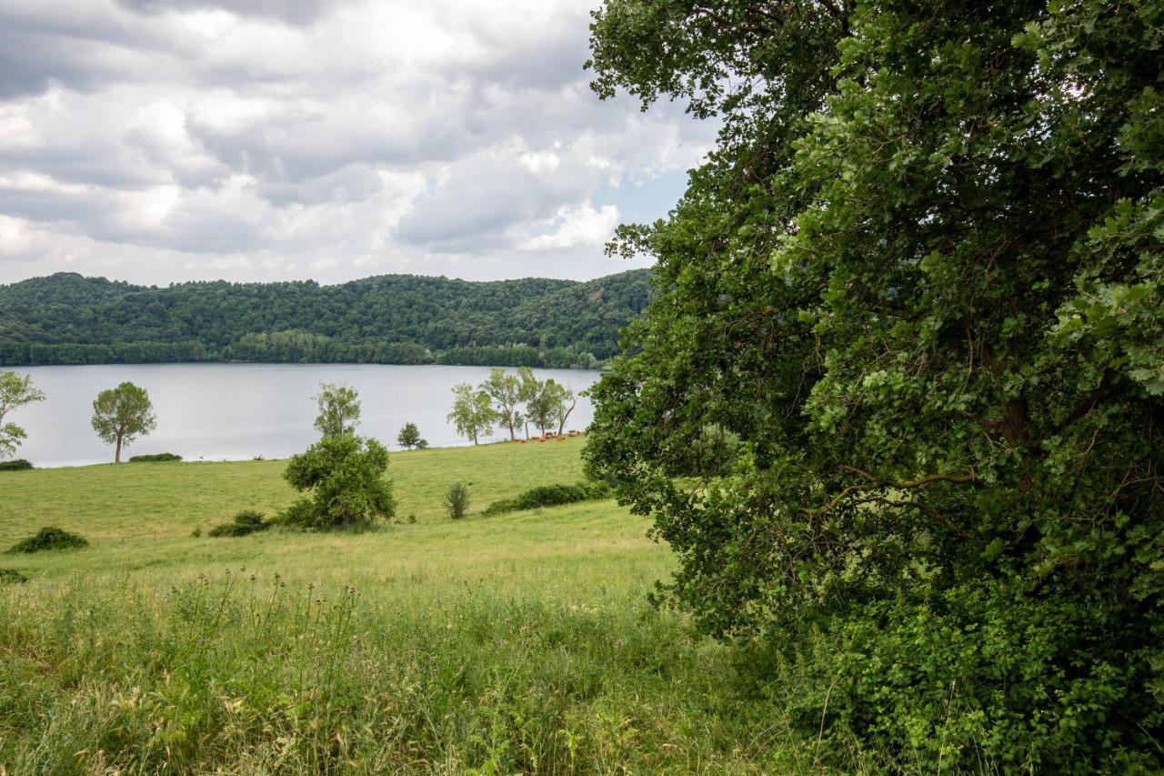 Agriturismo Lago Di Mezzano Valentano Bagian luar foto